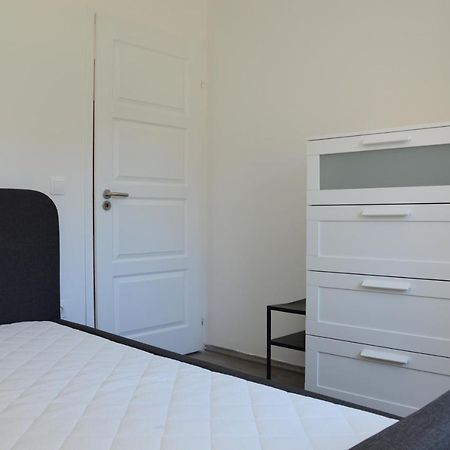 Quiet Residential Area B Taplan - 2 Bedroom And Living Room Apartment Szombathely Exterior foto